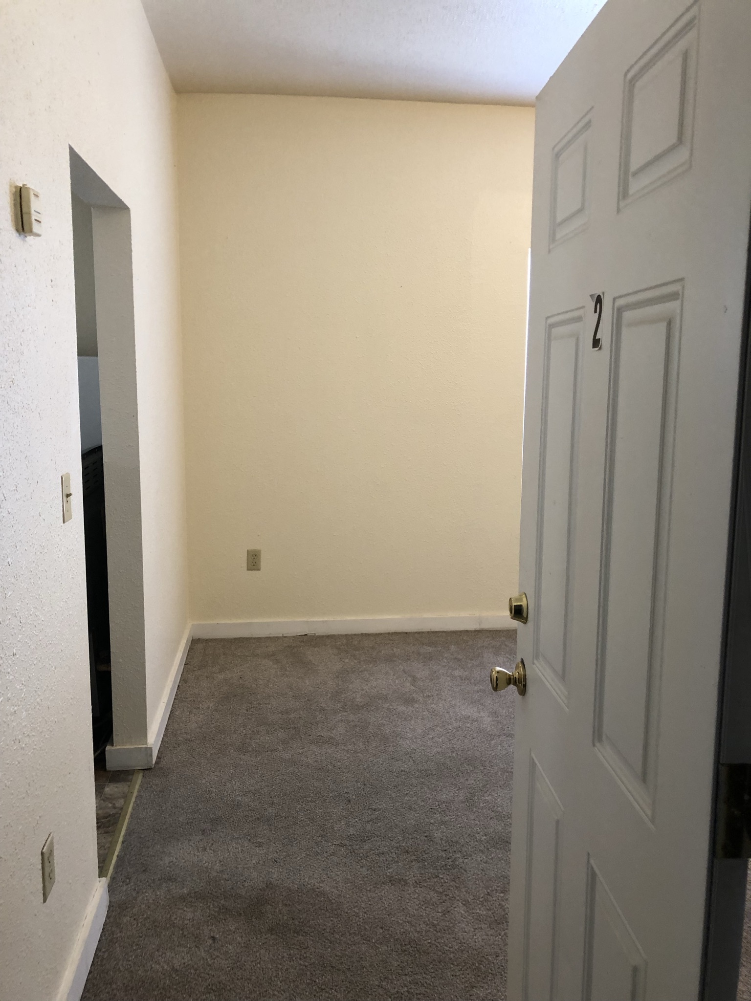 801 E Center St - 2